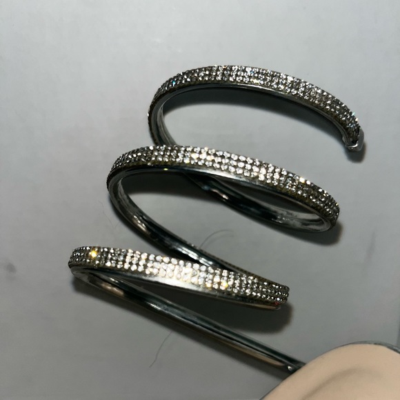 “Diamond loop “ - Picture 3 of 3